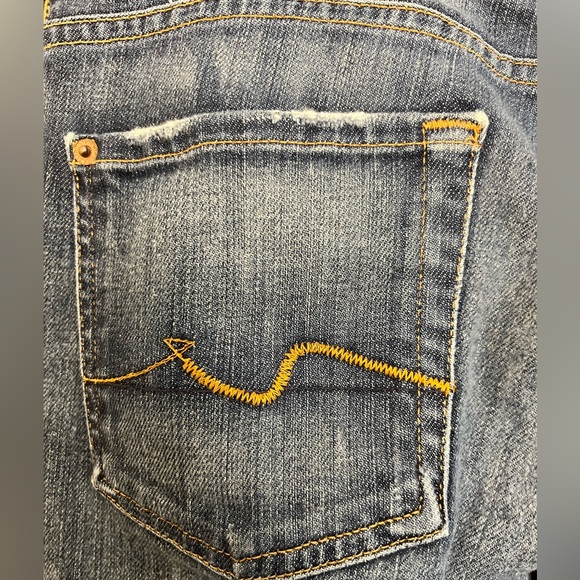 7 for All Mankind Flare, Women’s 29 ‼️Flawed‼️ Please see description and pics - Picture 6 of 9